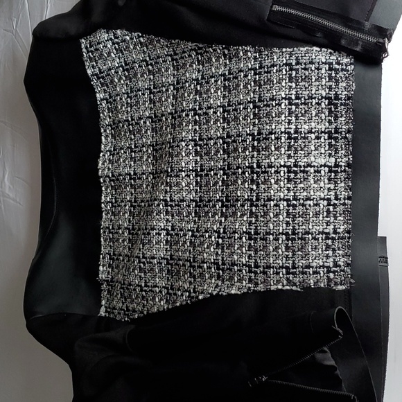 T Tahari - Jacket with leather trimming and black/white weave embroidery. - Picture 8 of 8
